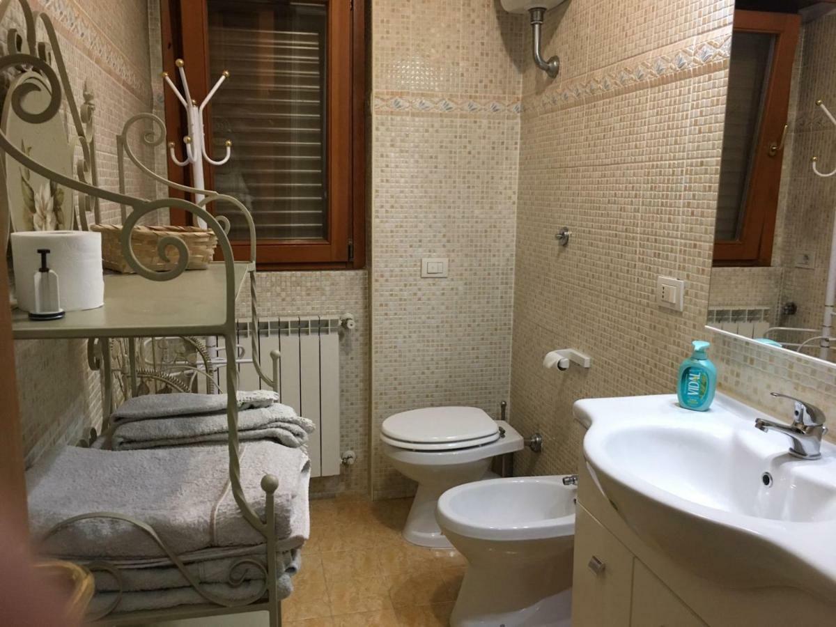 L'Affittacamere Nel Parco "Appia Antica" - Piscina A Uso Ospiti Rome Buitenkant foto